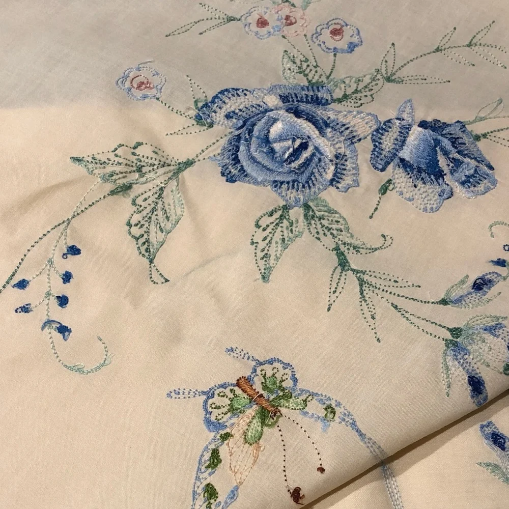 Embroidered Cream and Blue Tablecloth Set